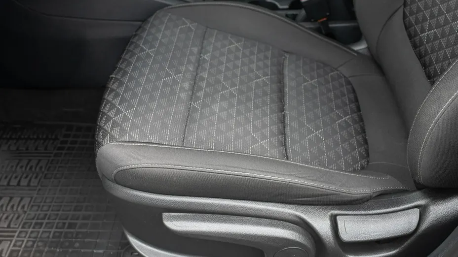 KIA Rio -