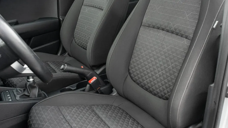 KIA Rio -
