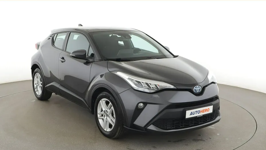 TOYOTA C-HR -