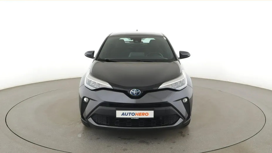 TOYOTA C-HR -