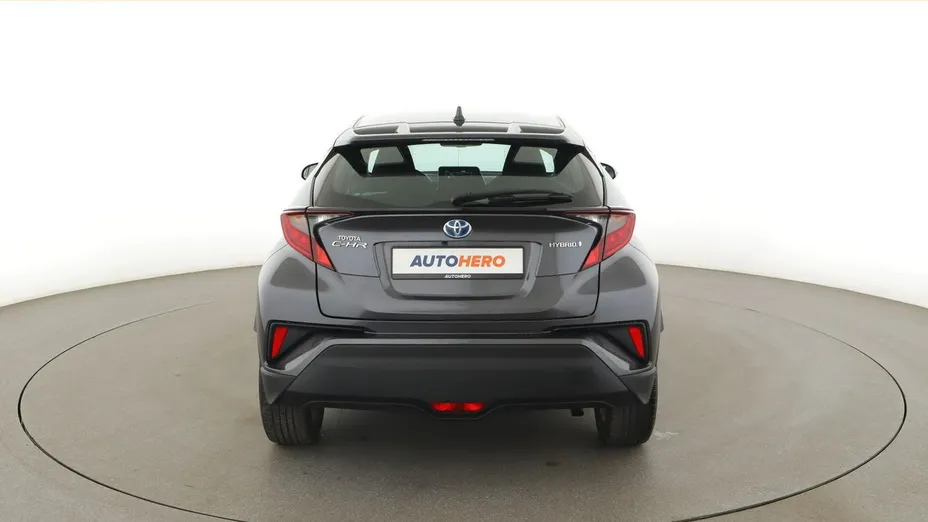 TOYOTA C-HR -