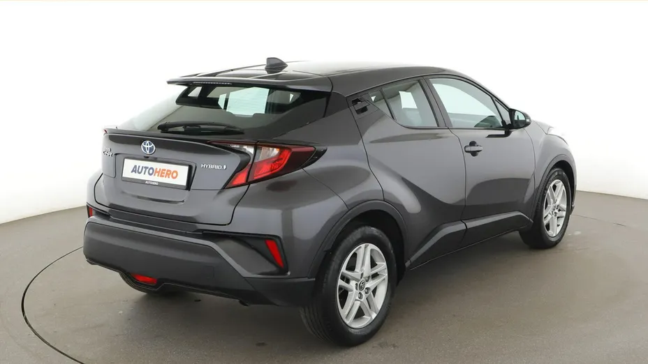TOYOTA C-HR -