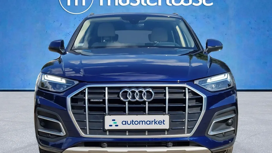 AUDI Q5 -