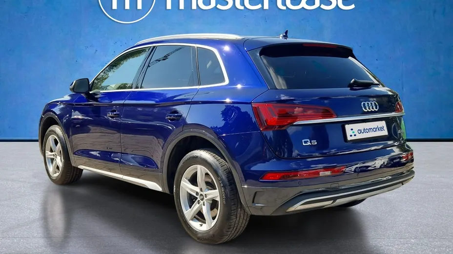 AUDI Q5 -