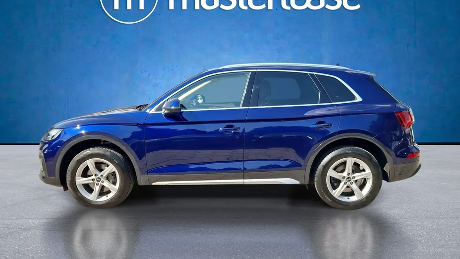 AUDI Q5 -