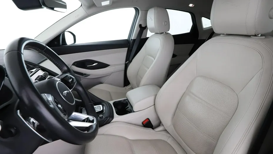 JAGUAR E-Pace -
