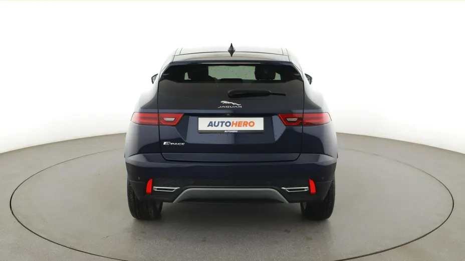 JAGUAR E-Pace -