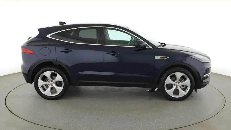 JAGUAR E-Pace -