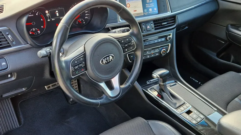 KIA Optima -