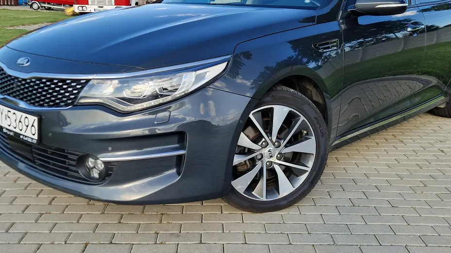 KIA Optima -