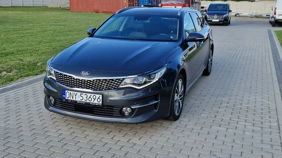 KIA Optima -