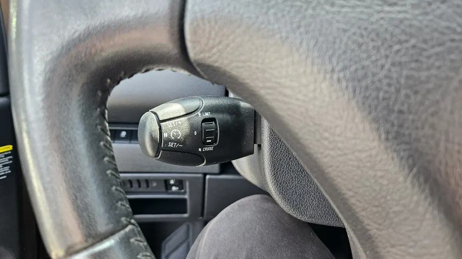 PEUGEOT 3008 -