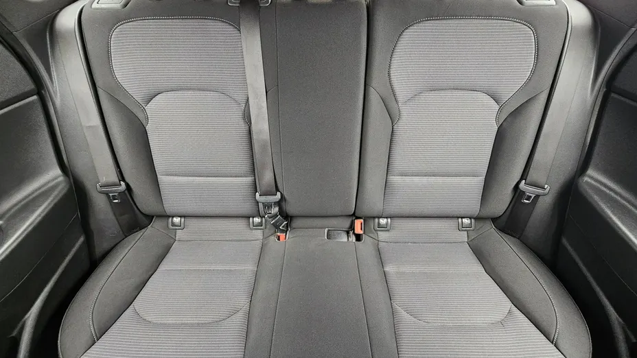 HYUNDAI i30 -