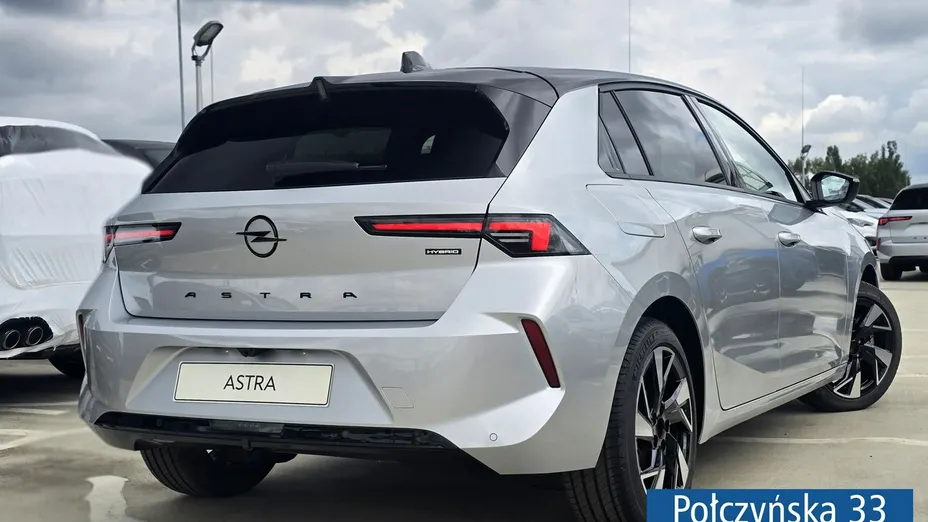 OPEL Astra -