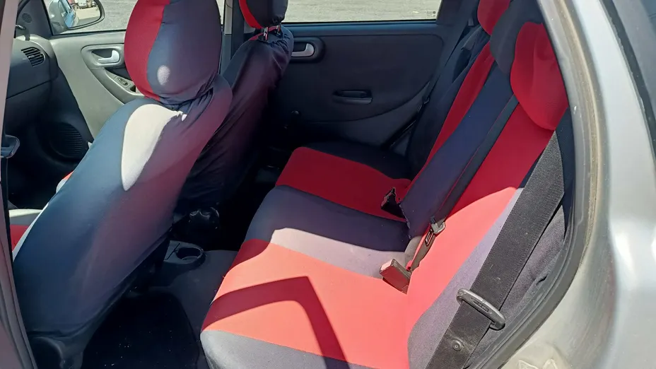 OPEL Corsa -