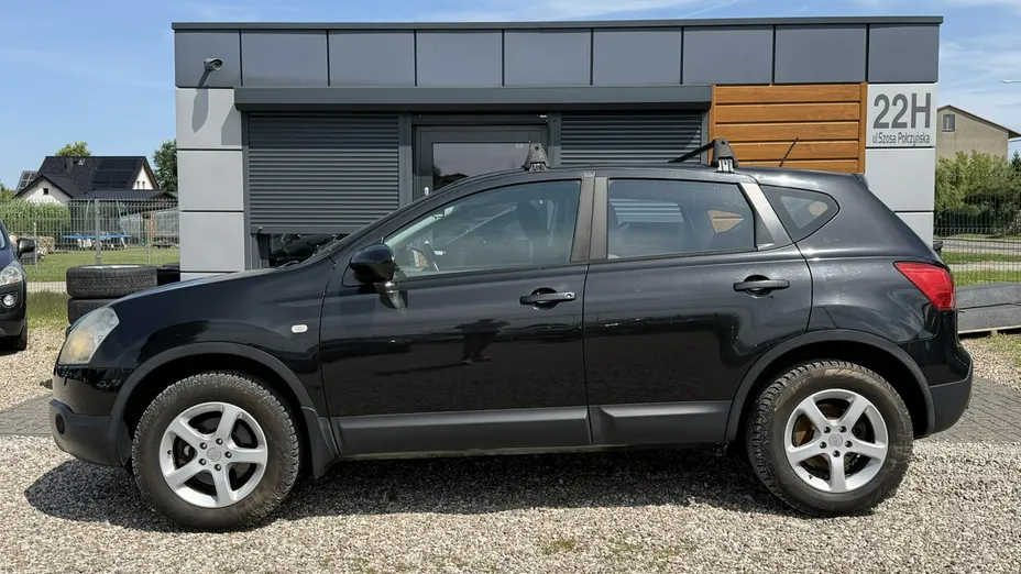 NISSAN Qashqai -