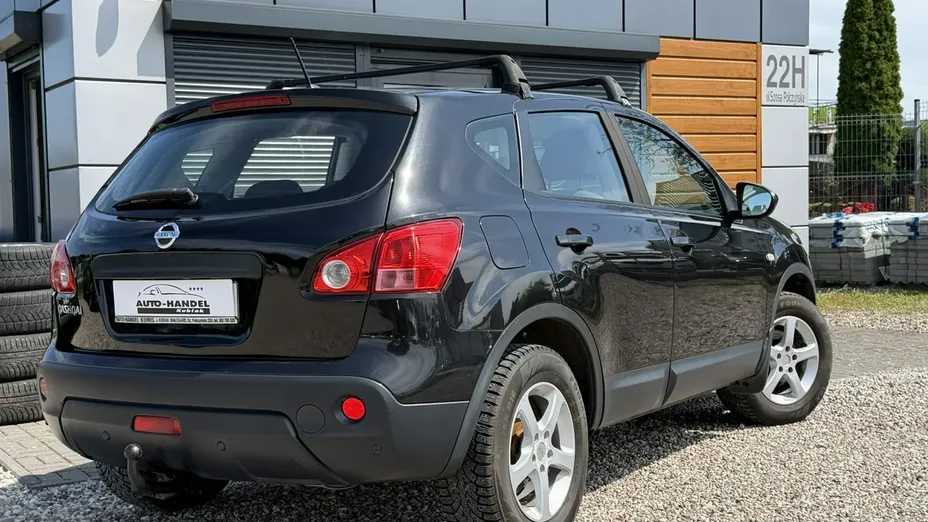 NISSAN Qashqai -