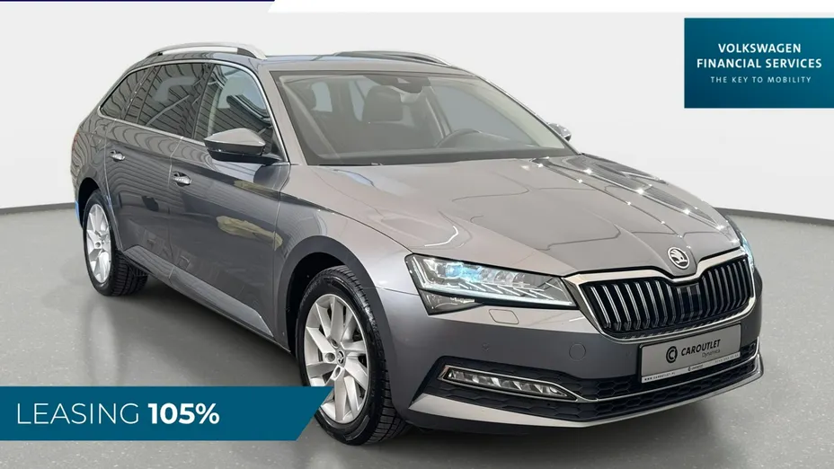 SKODA Superb -