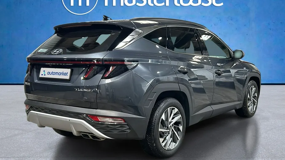 HYUNDAI Tucson -