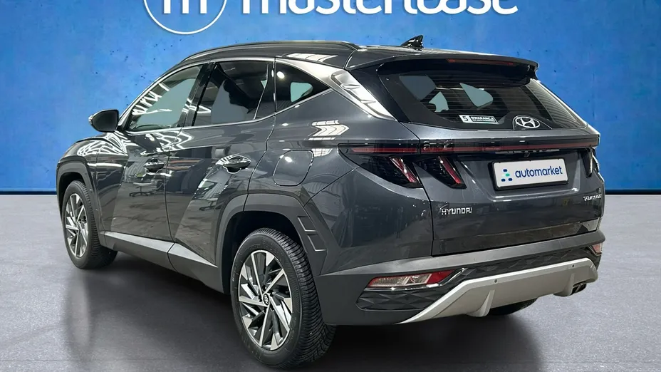 HYUNDAI Tucson -