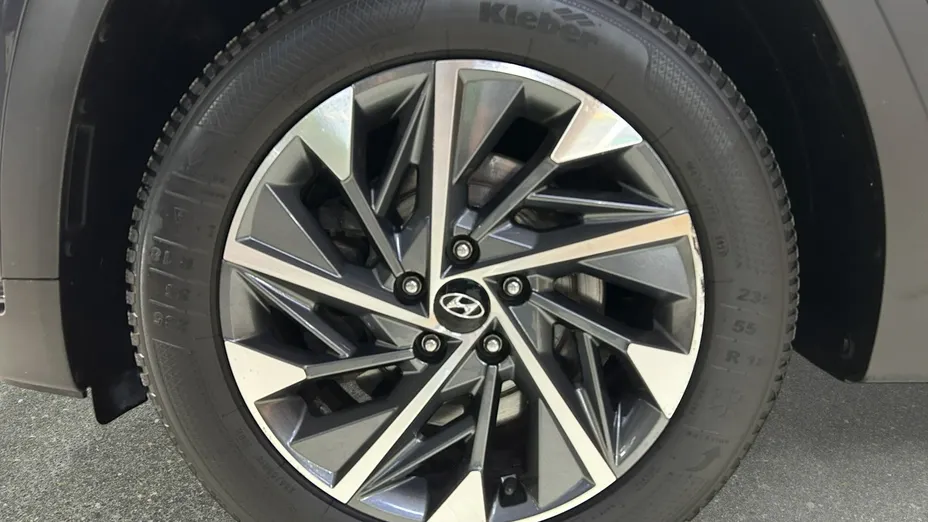 HYUNDAI Tucson -