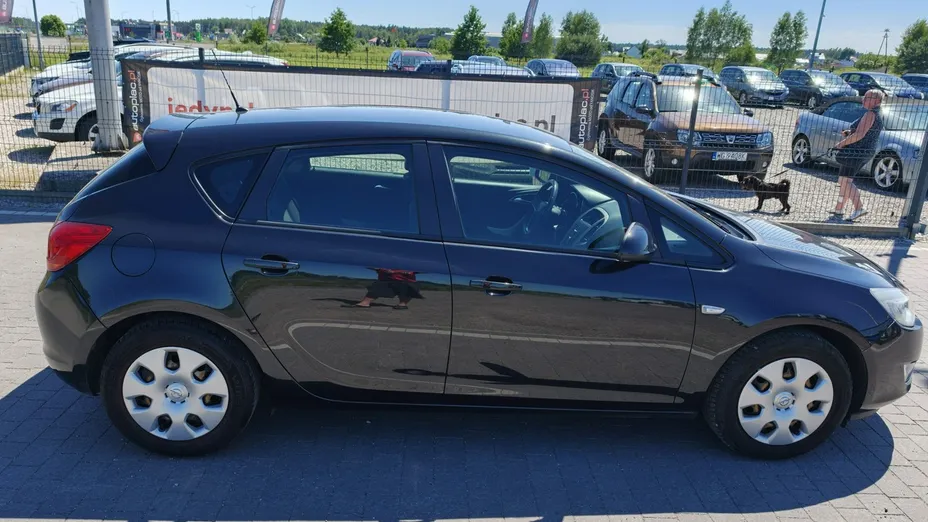 OPEL Astra -
