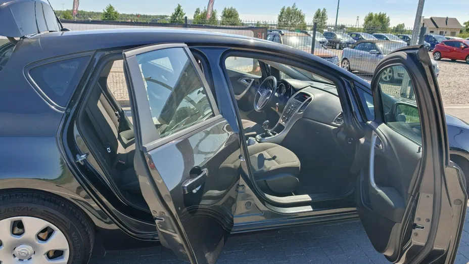OPEL Astra -