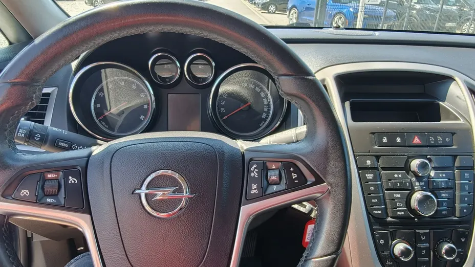 OPEL Astra -