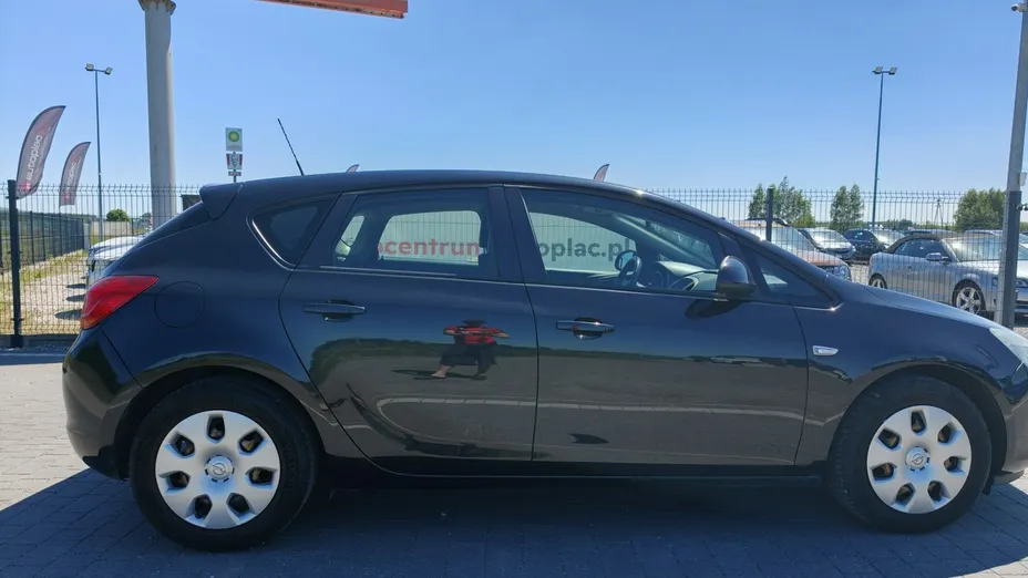 OPEL Astra -