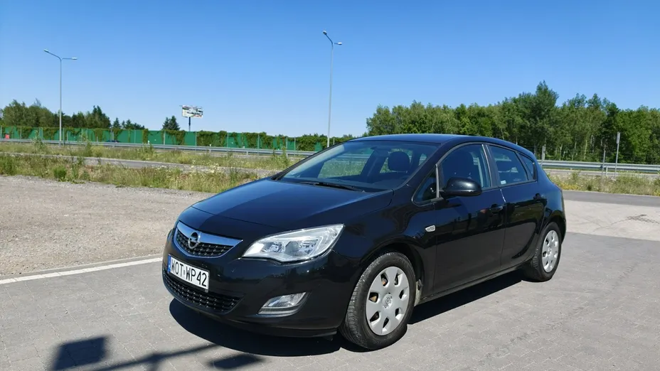 OPEL Astra -