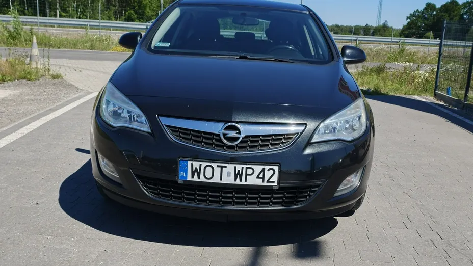 OPEL Astra -