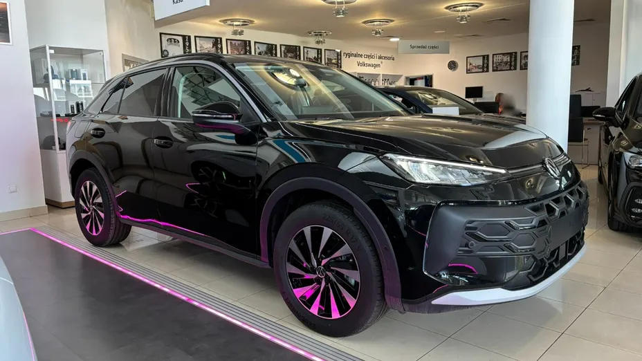 VOLKSWAGEN T-ROC -