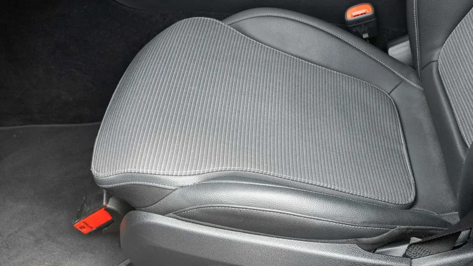 MERCEDES-BENZ C Klasa -