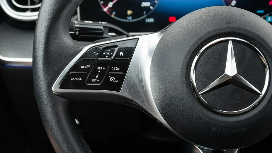 MERCEDES-BENZ C Klasa -