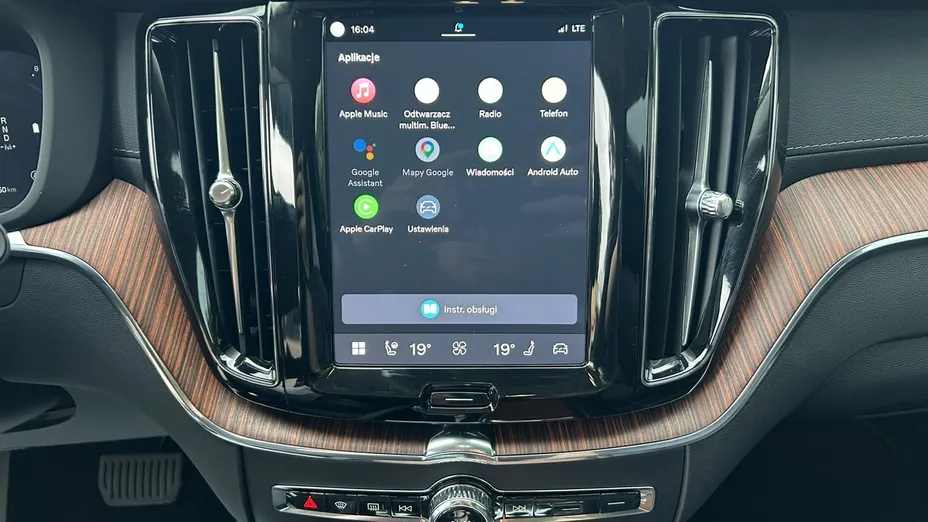 VOLVO XC60 -
