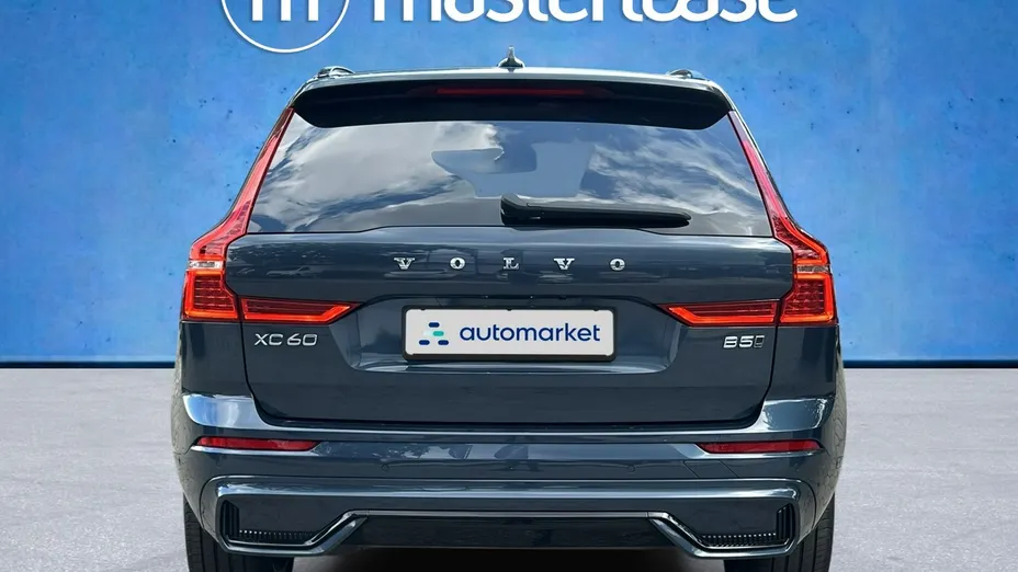 VOLVO XC60 -