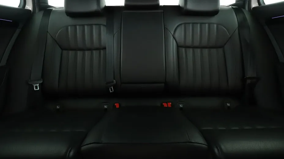 SKODA Superb -
