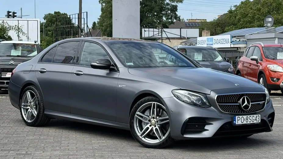 MERCEDES-BENZ E Klasa -