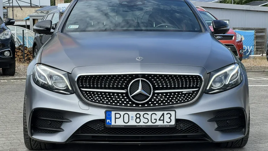 MERCEDES-BENZ E Klasa -