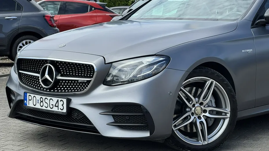 MERCEDES-BENZ E Klasa -