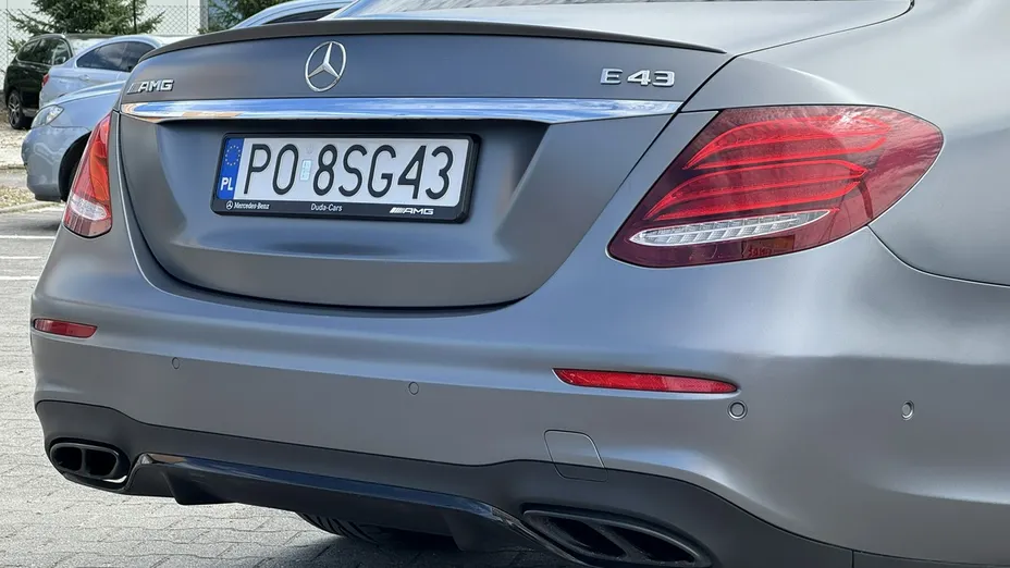 MERCEDES-BENZ E Klasa -