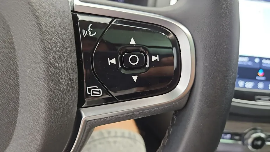 VOLVO XC90 -