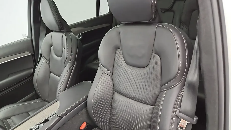 VOLVO XC90 -