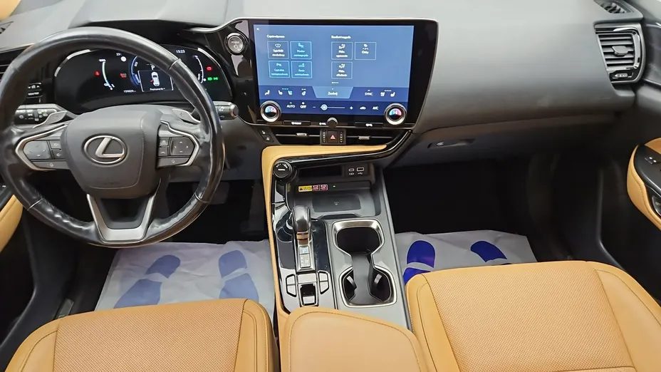 LEXUS NX -