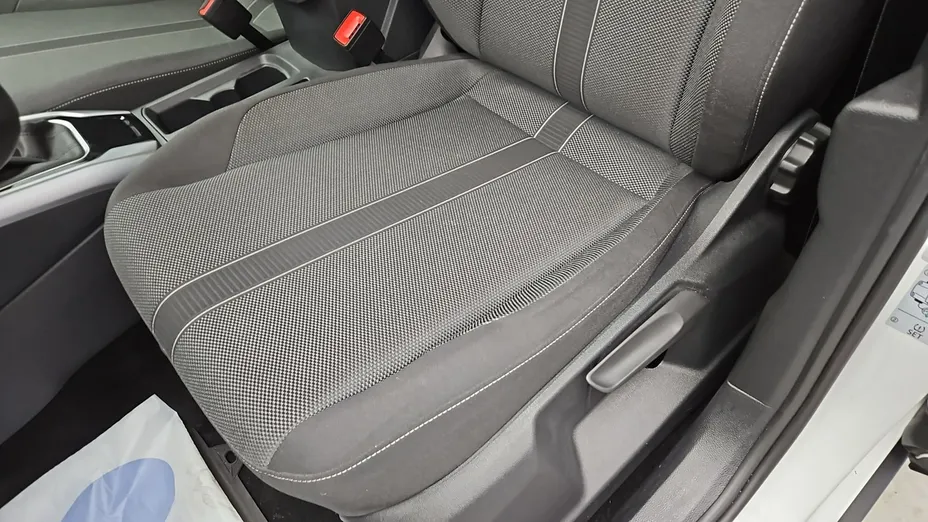 VOLKSWAGEN T-ROC -