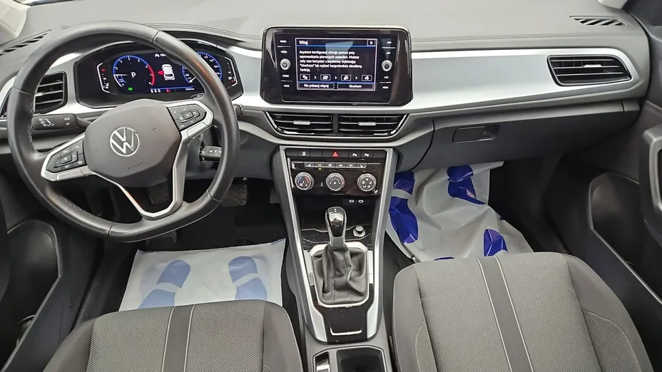 VOLKSWAGEN T-ROC -