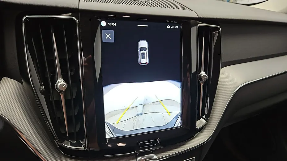 VOLVO XC60 -