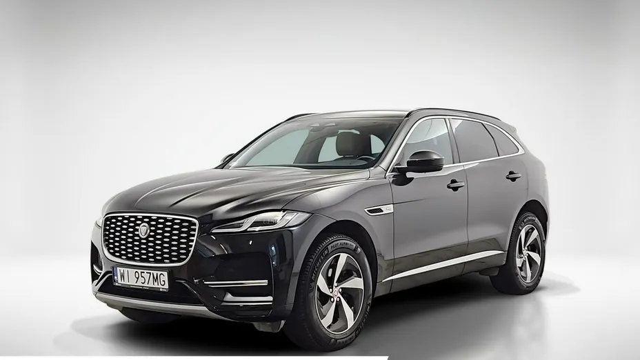JAGUAR F-Pace -