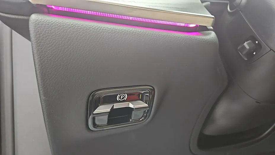 MERCEDES-BENZ E Klasa -