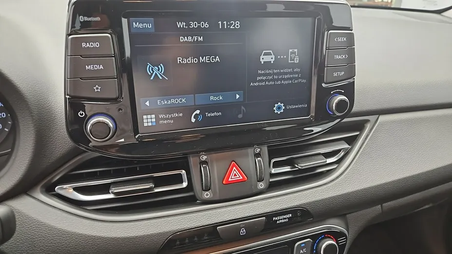 HYUNDAI i30 -